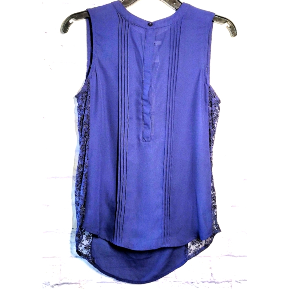 Esley Sleeveless Embroidered Lace Pleated Highlow Hem Top Size S Blue Feminine